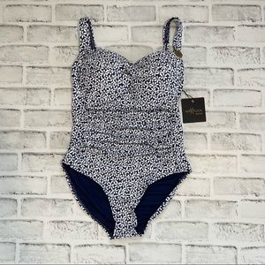 Nip Tuck One Piece Swimsuit NAVY Floral Size 6 NWT #I126
